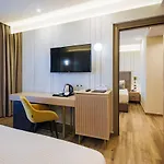 Gloria Palace & Hotel Golem (Tirana)