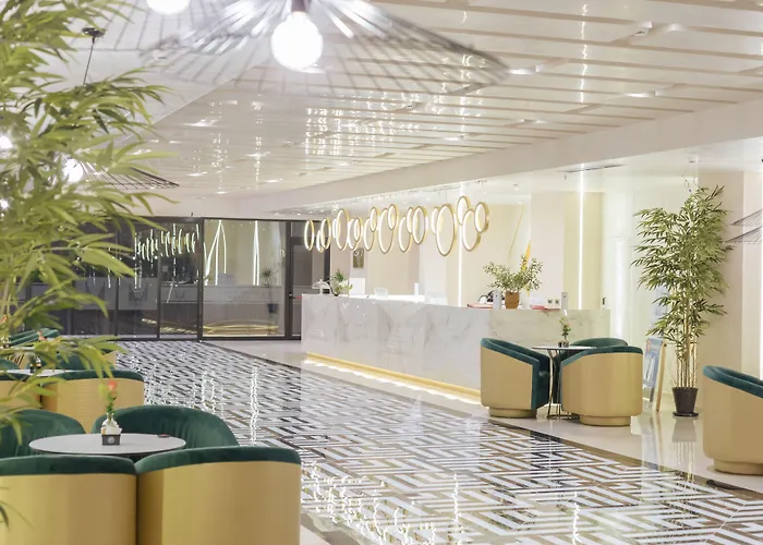 Gloria Palace & ホテル 5*