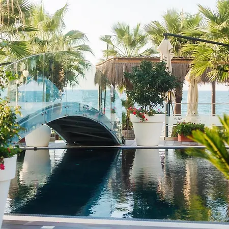 Gloria Palace & Hotell