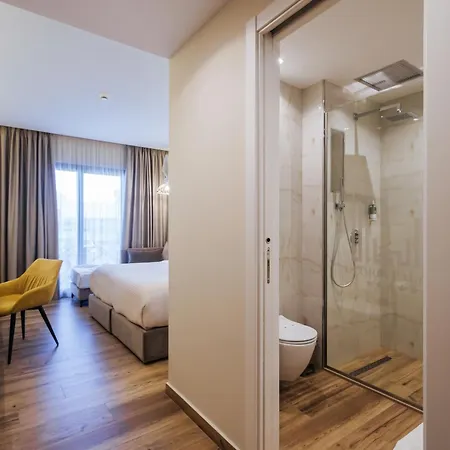 Hotell Gloria Palace & Golem (Tirana)