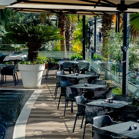 Gloria Palace Hotel&spa Hotel Golem (Tirana)