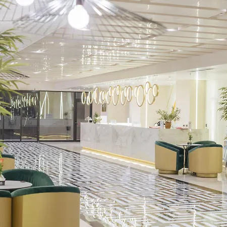 Gloria Palace & ホテル 5*