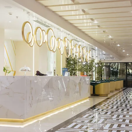 Gloria Palace &