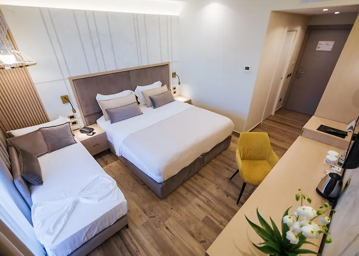 Gloria Palace & Hotel Golem (Tirana)